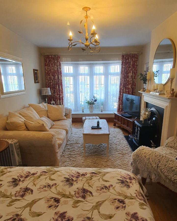 124 ,Castlelawn Heights, Headford Road Galway Homestay Esterno foto
